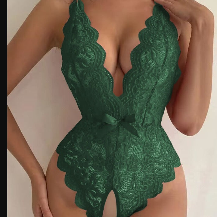 Sexy backless lace cross-border foreign trade erotic lingerie female open gear hanging neck tie onesie